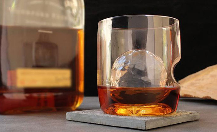 Govino reusable plastic whisky glass hire