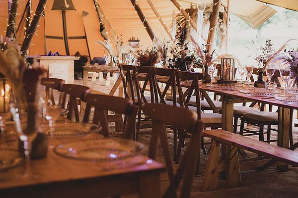 Outdoor weddings & tipi events