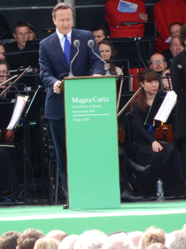 Prime Minister Using Event Hire Lectern