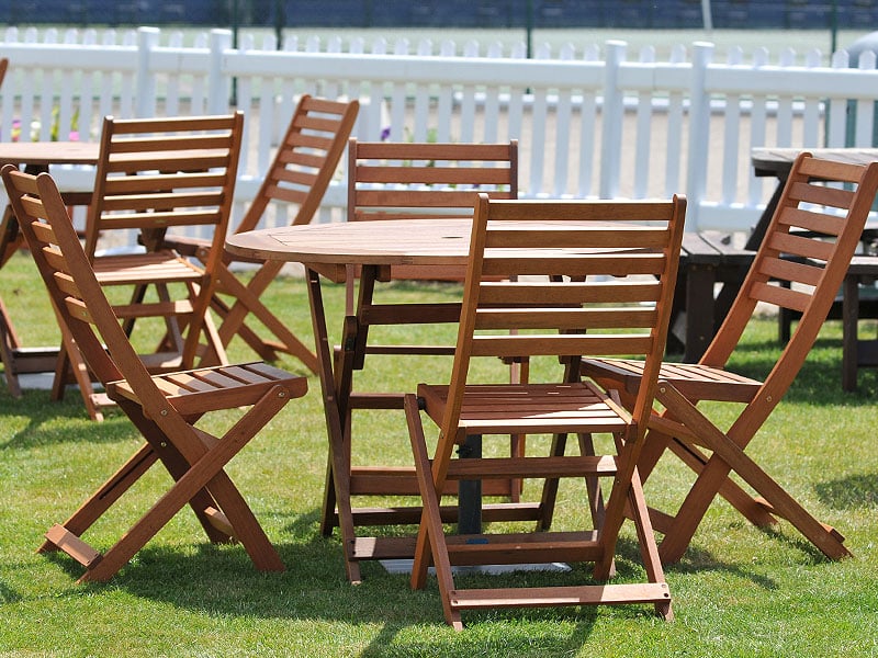 hire garden furniture