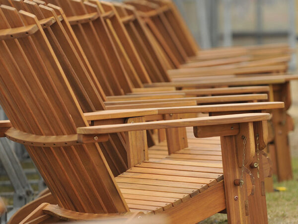 16025 hardwood folding armchair hire