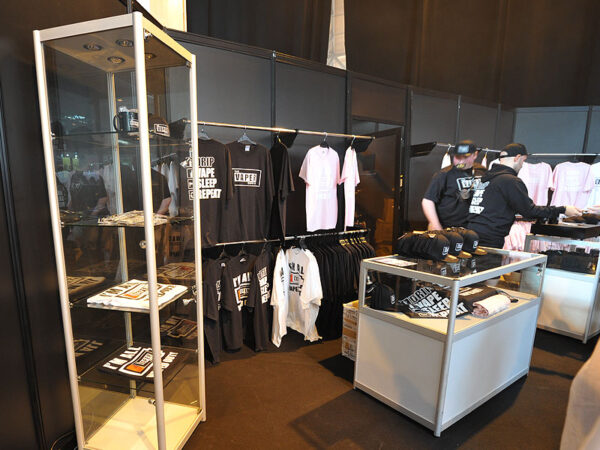 15221 grey low jewellery showcase with cabinet hire