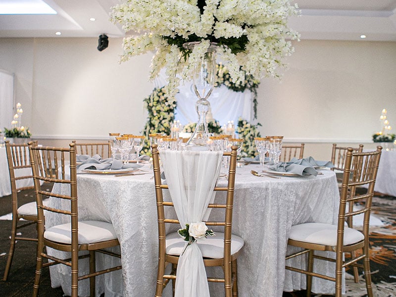 round banquet table hire for wedding and dining events