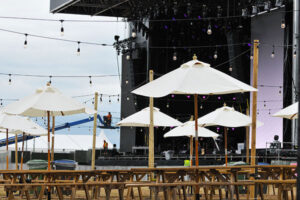 Festival picnic bench hire