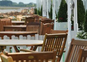 Hardwood patio set hire