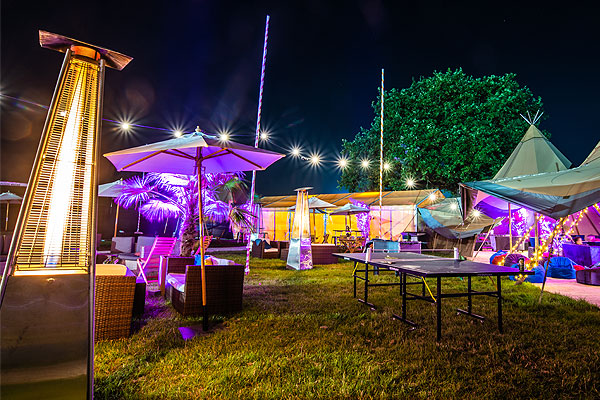 5 top tips for when you need to hire patio heaters for events