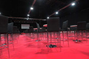 poseur tables stools