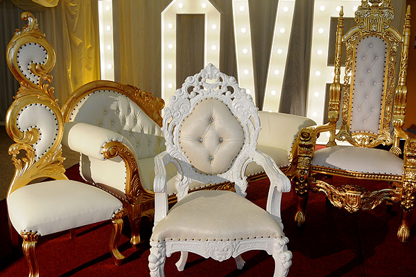 Expanding our range of wedding thrones