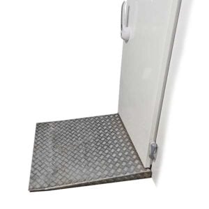 walk-in-cold-room-door-ramp