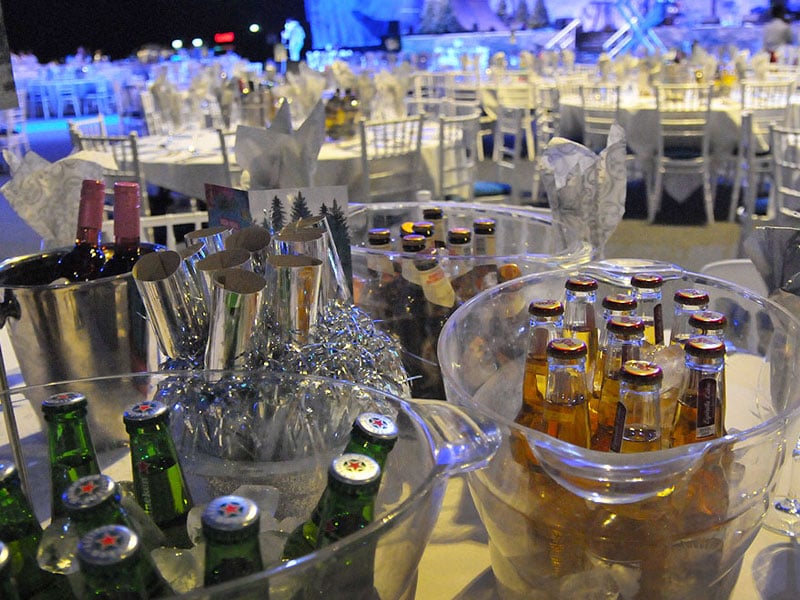 Transform your event with bar hire and mobile bar rentals in the UK