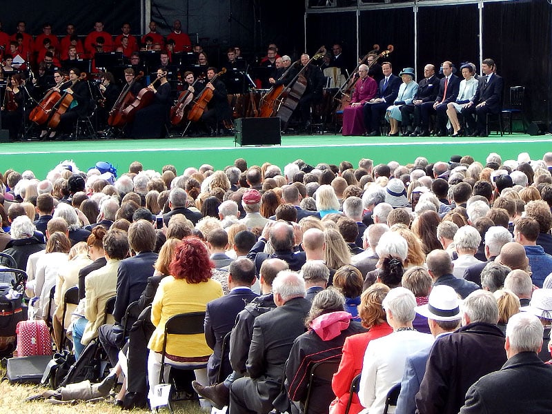 Temporary seating hire for festivals & gatherings in Royal Parks