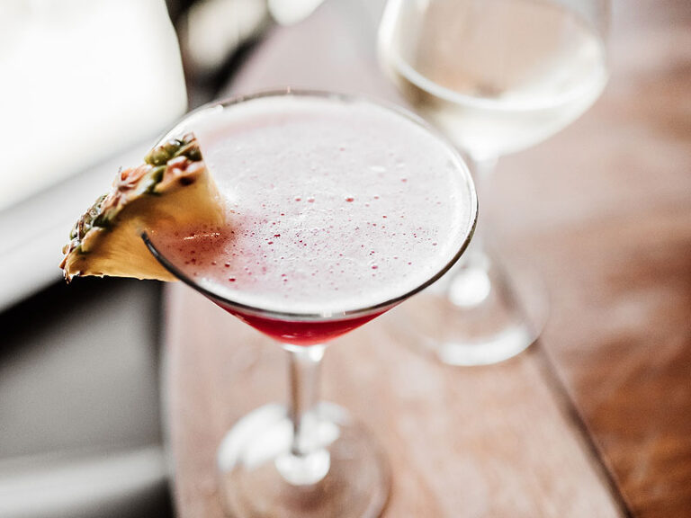 10 top reasons to book a cocktail making masterclass this weekend