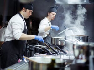 6 must-know reasons to choose professional catering London for your next event