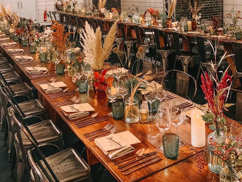 5 clever tricks to save on cutlery hire prices