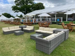 5 key questions to ask about the price of outdoor furniture hire