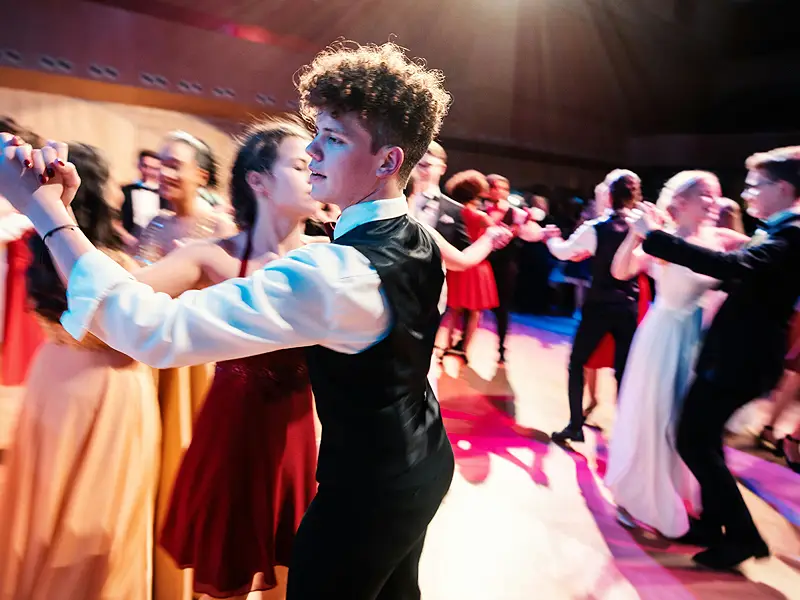 5 key things to know about the cost of hiring dance floors