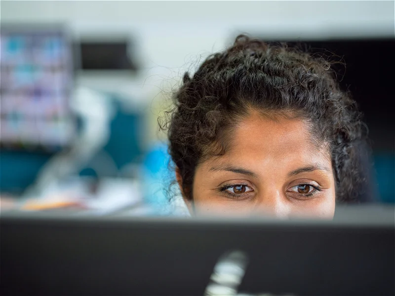 How to book last-minute chair hire in the UK: What works, what doesn’t, and what to expect