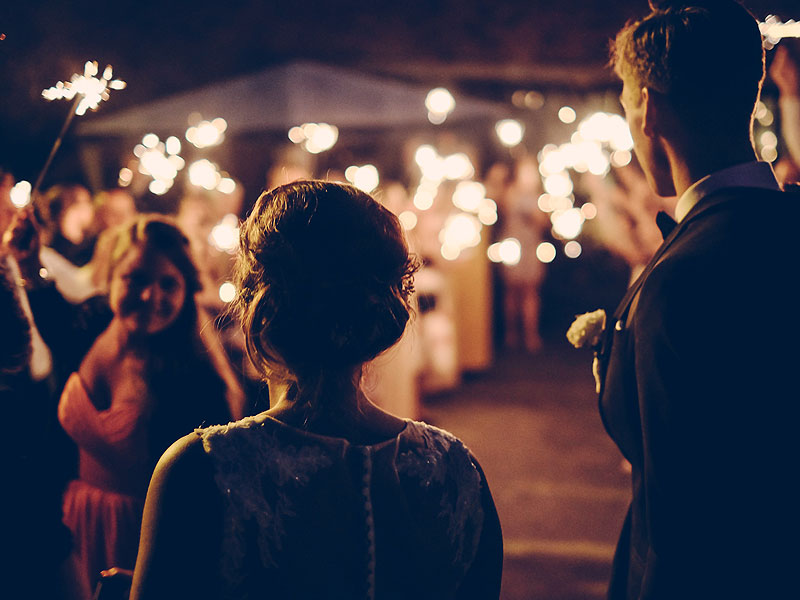What should I consider when choosing tables for an outdoor wedding?